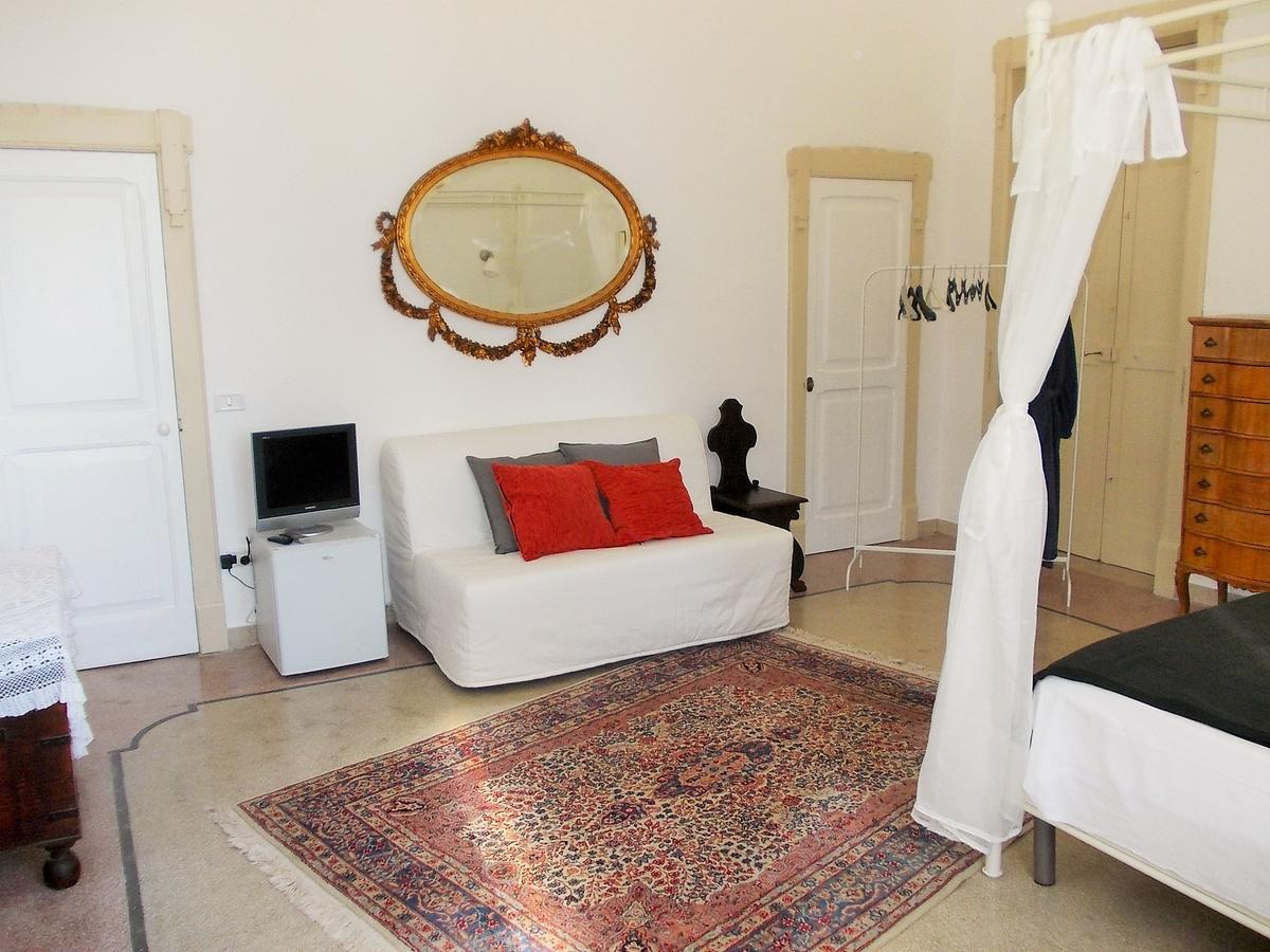 B&B Villa I 2 Leoni Lecce Buitenkant foto